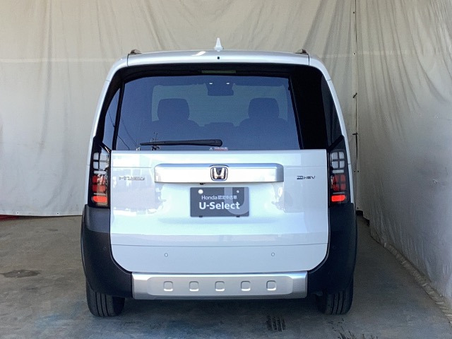 フリード1.5 e:HEV クロスター