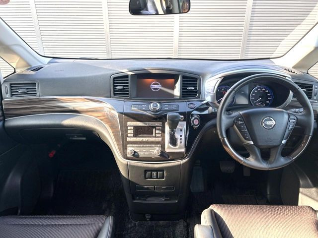 エルグランド2.5 250ハイウェイスターS アーバンクロム