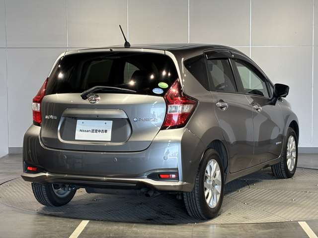 ノート1.2 e-POWER X FOUR 4WD