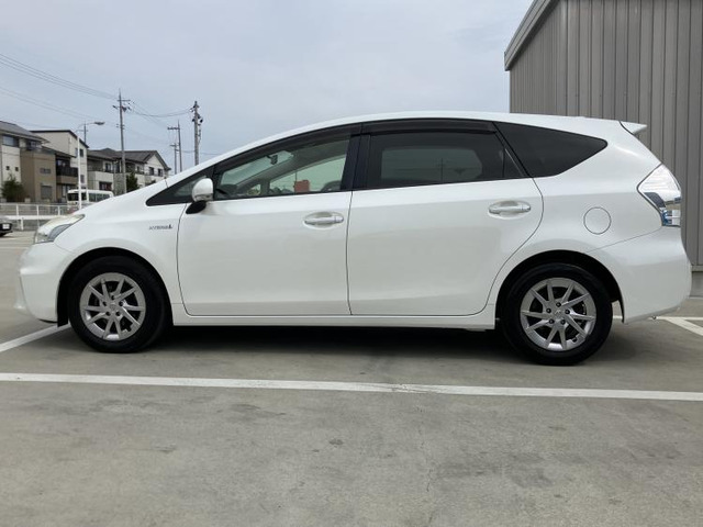 プリウスα1.8 S チューンブラック