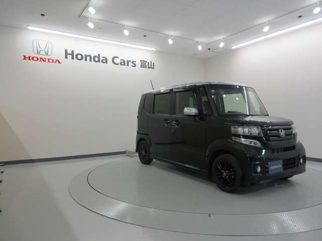 N-BOXカスタムG Lパッケージ 2トーンカラースタイル