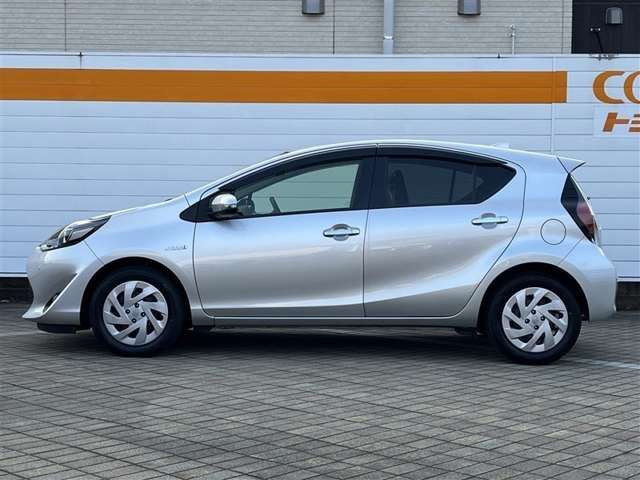 アクア1.5 S スタイルブラック