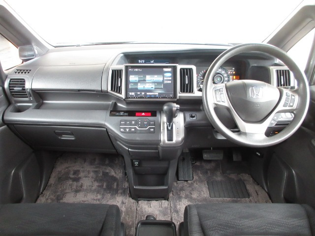 ステップワゴン2.0 G コンフォート セレクション