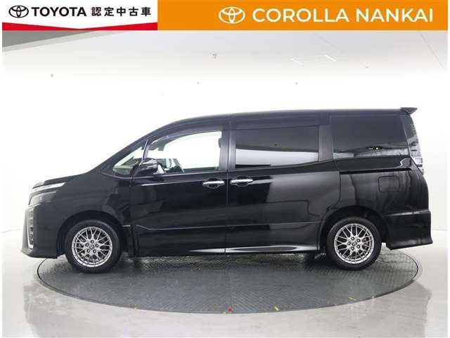 ヴォクシー1.8 ハイブリッド ZS 煌III