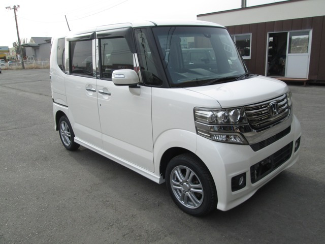 N-BOXカスタムG SSパッケージ 4WD