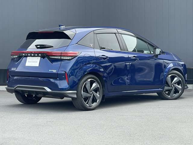 ノートオーラ1.2 G FOUR 4WD