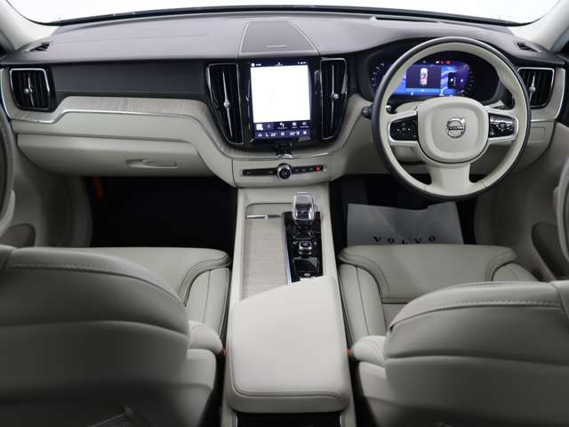 XC60アルティメット B5 AWD 4WD