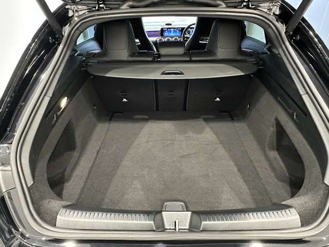 CLAシューティングブレークCLA200d アーバン スターズ