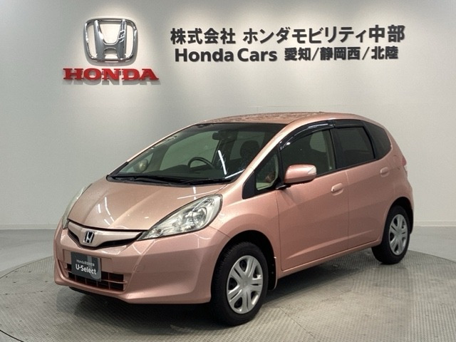 フィット1.3 シーズ ファインスタイル 4WD