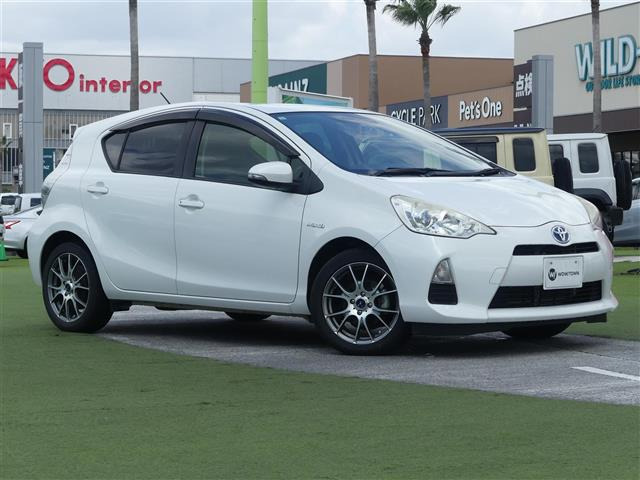 アクア1.5 G ブラックソフトレザーセレクション