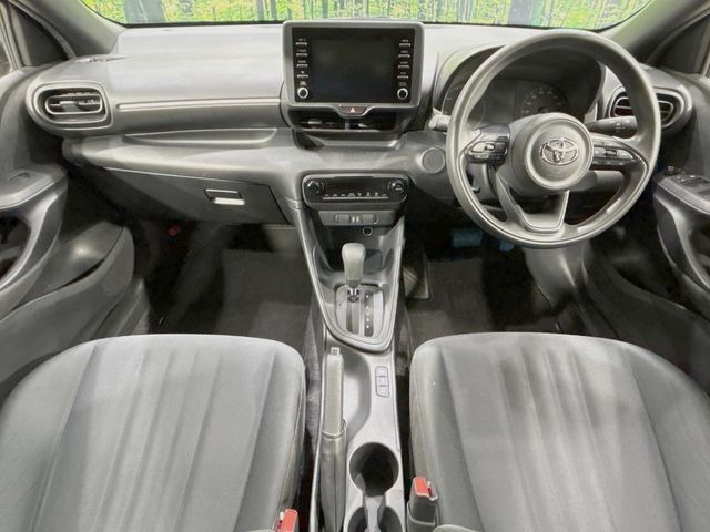 ヤリス1.5 ハイブリッド X