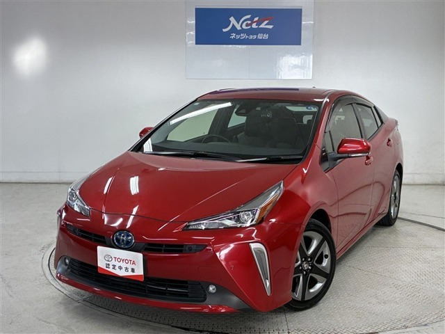 プリウス1.8 S ツーリングセレクション E-Four 4WD