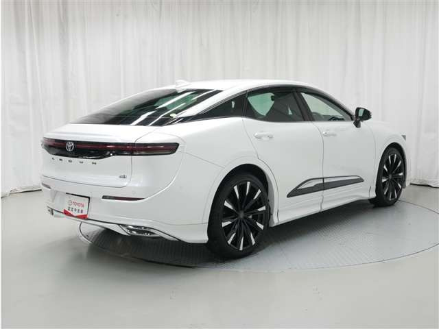 クラウンクロスオーバー2.4 RS アドバンスト E-Four advanced 4WD