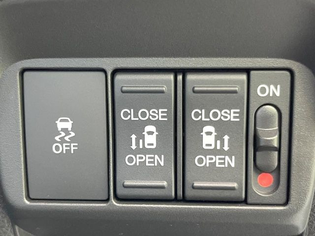 フリード1.5 e:HEV エアー EX