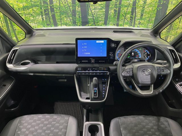 ヴォクシー1.8 ハイブリッド S-Z