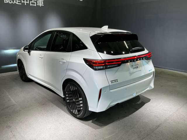 ノートオーラ1.2 G レザーエディション