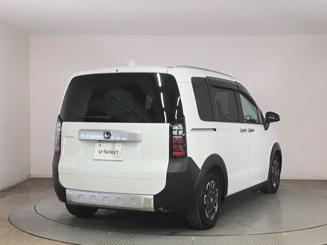 フリード1.5 クロスター