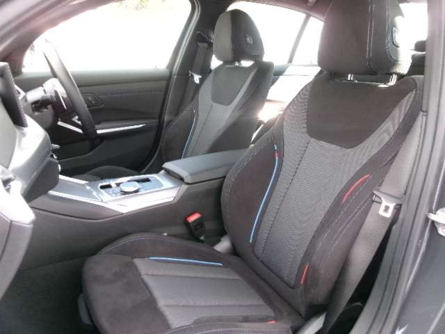 3シリーズセダン320d xドライブ Mスポーツ 4WD