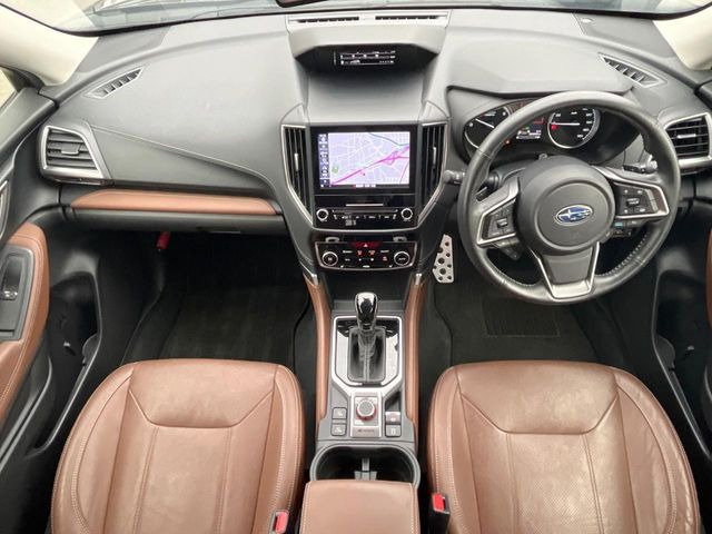 フォレスター2.0 アドバンス 4WD