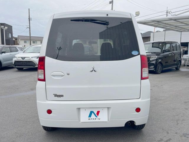 安心の最長10年・走行無制限保証(有償)をご用意。保証内容も充実はもちろん、無料点検&オイル交換や、年中無休の全国・24時間ロードサービスも付帯されておりますのでご安心下さい。