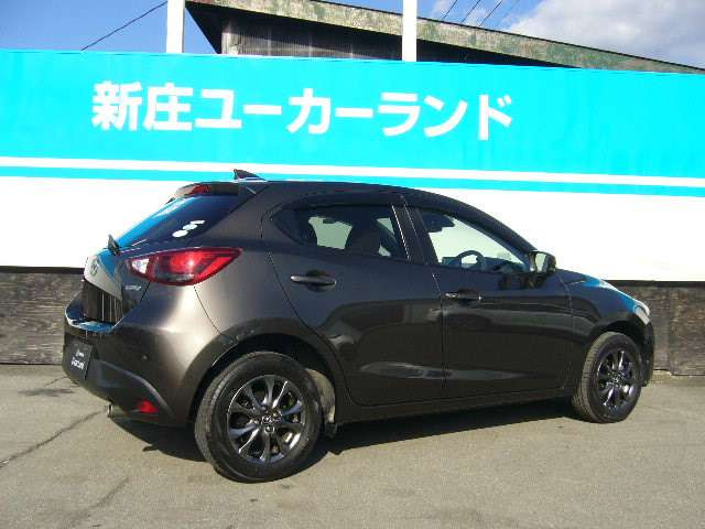 デミオ1.3 13S テーラード ブラウン