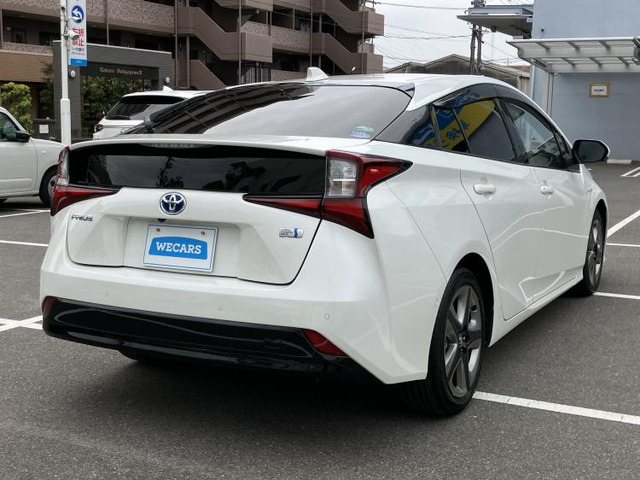 プリウス1.8 A プレミアム ツーリングセレクション