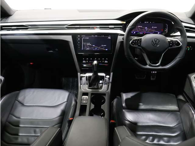 アルテオンTSI 4モーション Rライン アドバンス 4WD