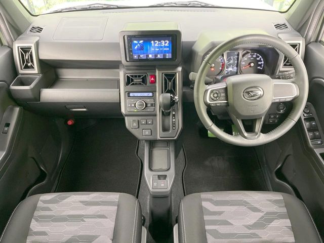 タフトG ダーククロム ベンチャー