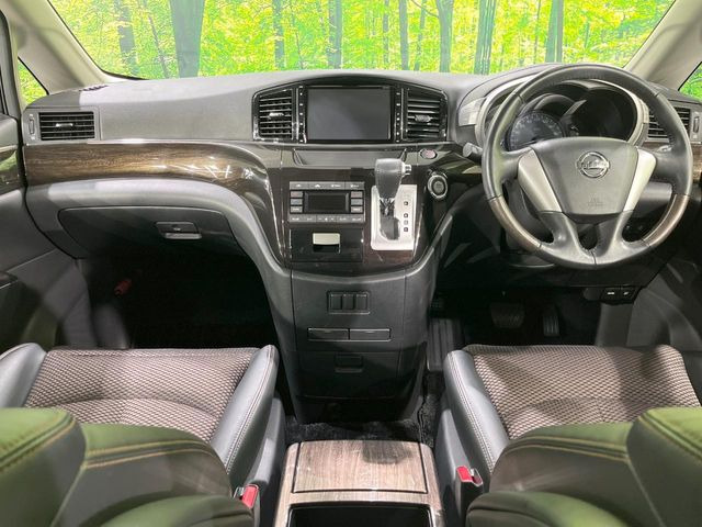 エルグランド2.5 250ハイウェイスター アーバンクロム