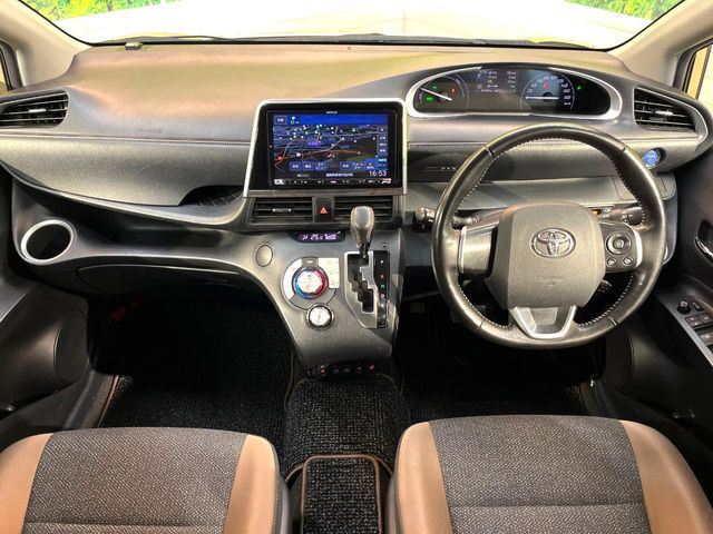 シエンタハイブリッド 1.5 ファンベース G グランパー