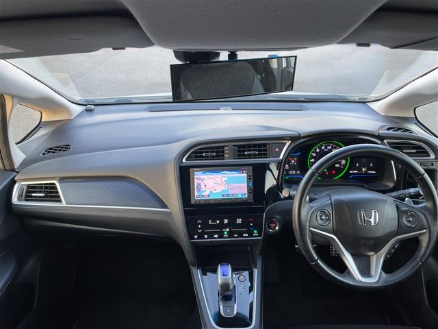 シャトル1.5 ハイブリッド X