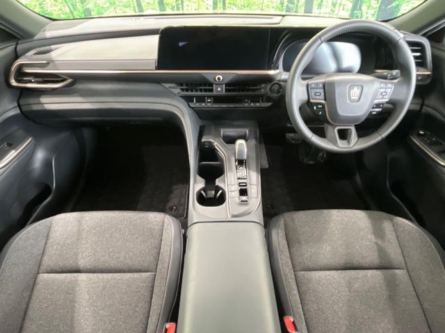 クラウンクロスオーバー2.5 G E-Four 4WD