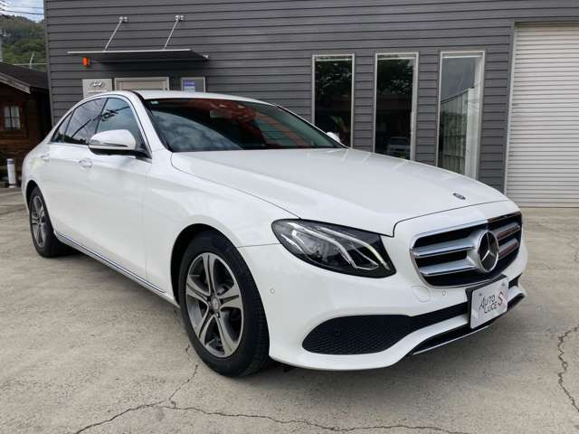 EクラスE200 アバンギャルド