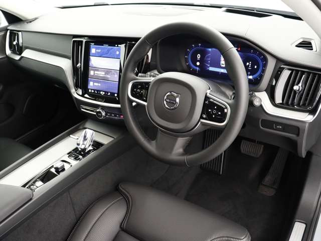 V60クロスカントリーウルトラ B5 AWD 4WD