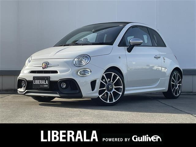 アバルト595Cツーリズモ