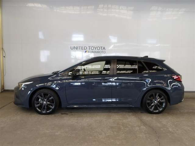 カローラツーリング1.8 ハイブリッド W×B