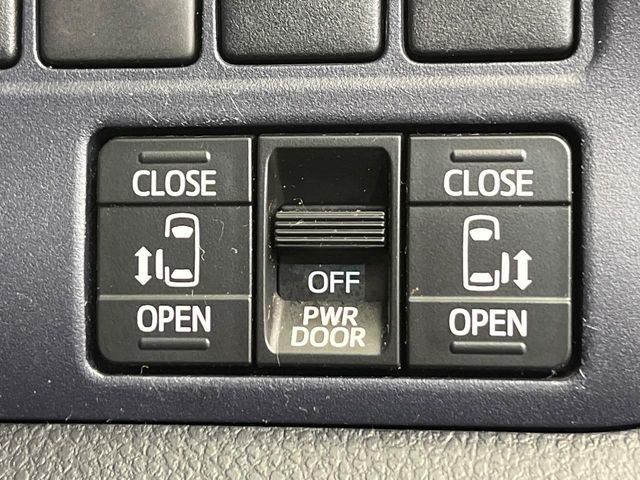 ヴォクシー2.0 ZS