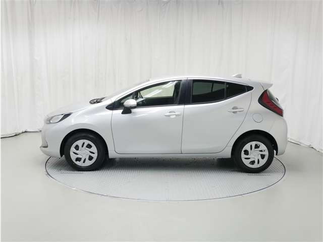 アクア1.5 G E-Four 4WD