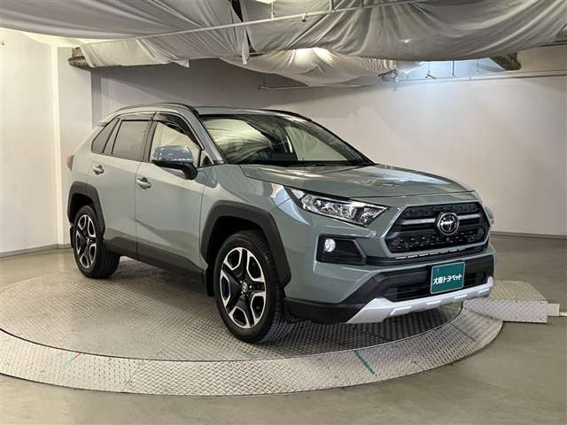 RAV42.0 アドベンチャー 4WD