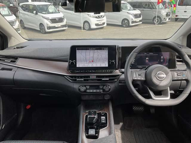 ノートオーラ1.2 G レザーエディション