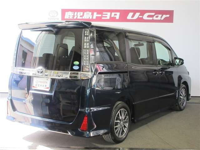 ヴォクシー2.0 ZS