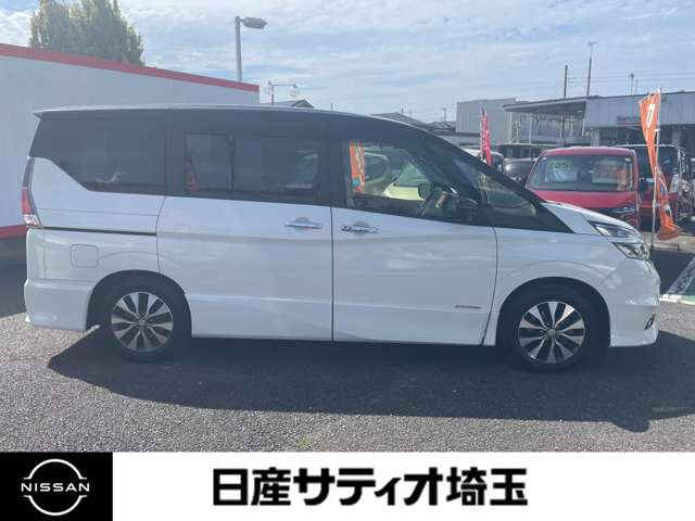 セレナ2.0 ハイウェイスター VセレクションII