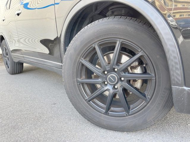 �y17�C���`�A���~�z�C�[���z�O�ςɃ}�b�`�����A���~�z�C�[���𑕒����Ă���܂��B�e��A���~�z�C�[����A�X�^�b�h���X�^�C�����戵�����Ă���܂��B���񂲑��k����������