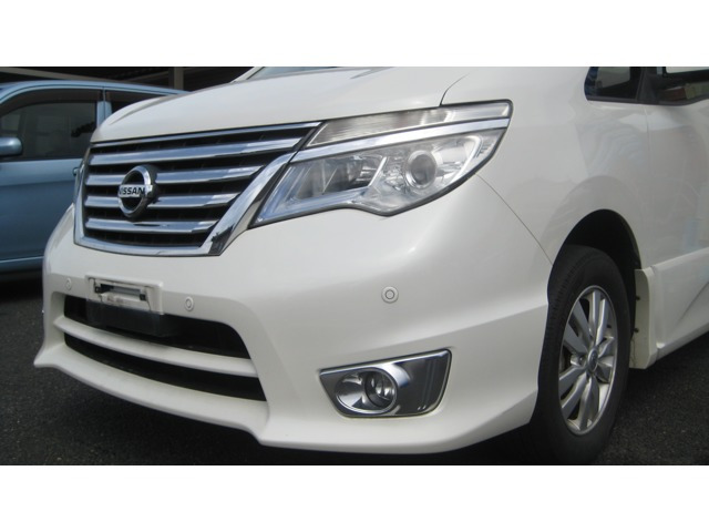 セレナ2.0 ハイウェイスター Vセレクション+Safety アドバンスドセーフティパッケージ