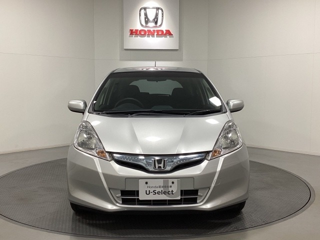 フィットハイブリッド1.3 10th アニバーサリー