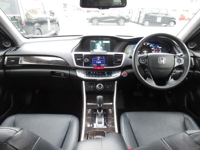 アコードハイブリッド2.0 LX