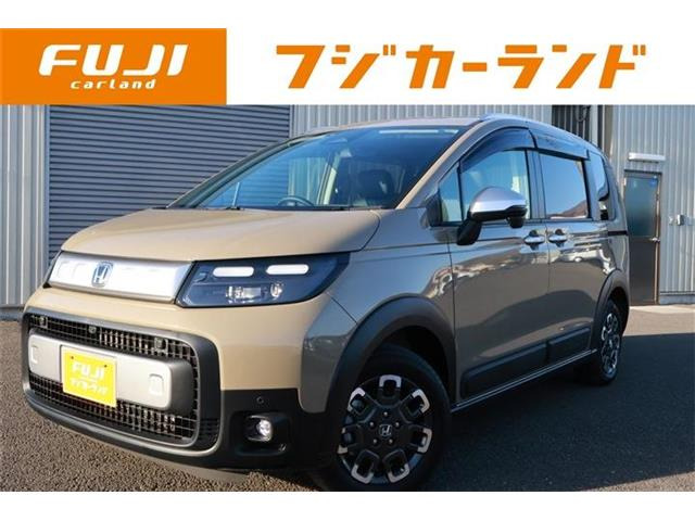 フリード1.5 e:HEV クロスター 4WD
