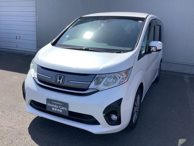 ステップワゴン1.5 G ホンダ センシング サイドリフトアップシート 4WD