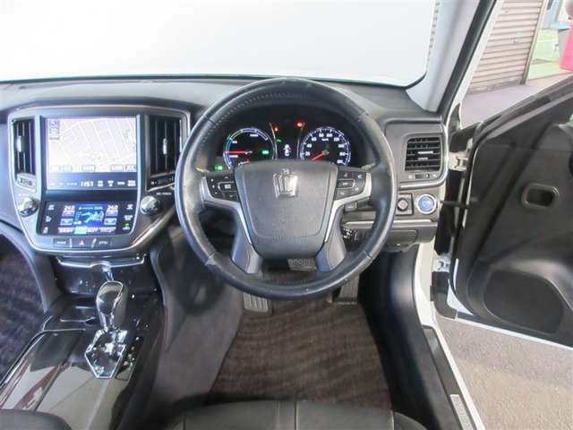 クラウンアスリートハイブリッド 2.5 S