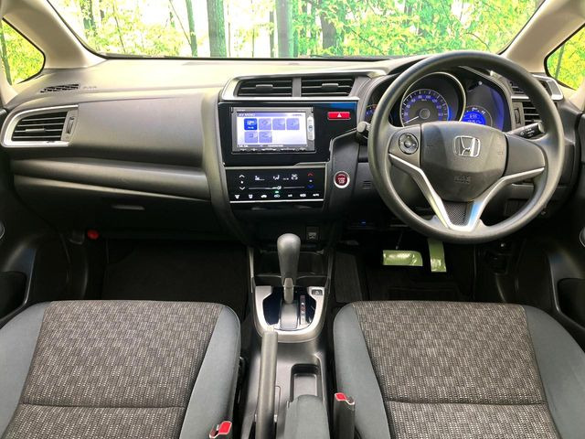 フィット1.3 13G Lパッケージ